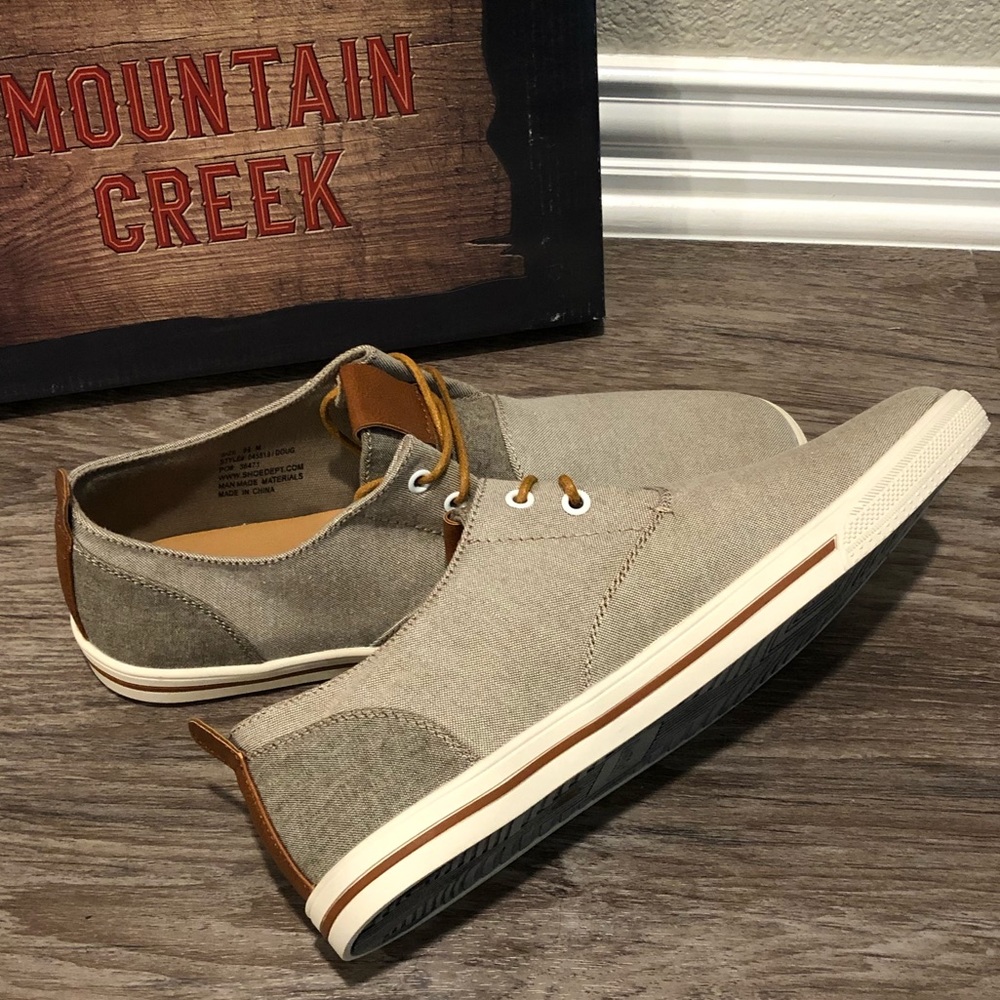 *one more left* oxford style Mountain Creek shoes